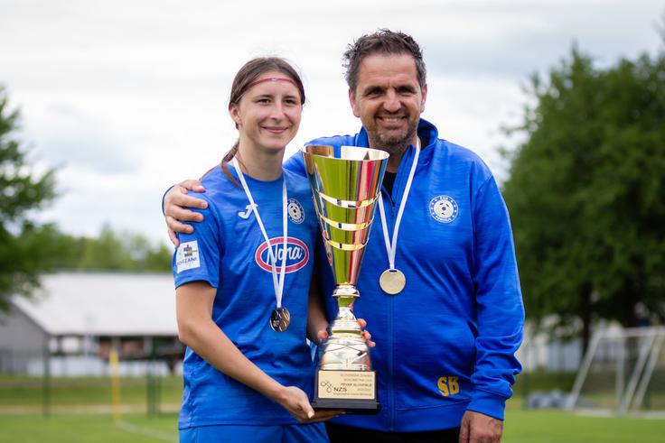 Kaja Korošec je bila izbrana za najboljšo igralko sezone. | Foto: Blaž Weindorfer/Sportida