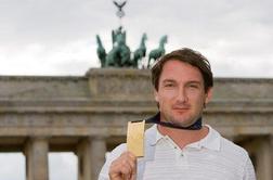 Kozmus s svojim drevesom v Berlinu