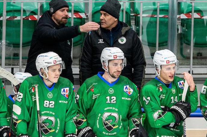 HK Olimpija Fassa 16. februar 2021 Matic Kralj Raimo Summanen | Olimpija je mlade Celovčane premagala zgolj z 2:1. | Foto Vid Ponikvar/Sportida