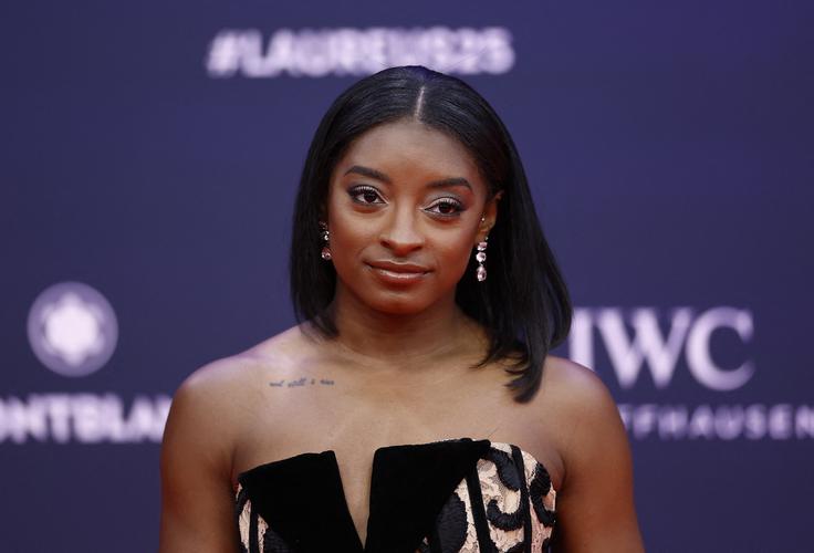 Simone Biles je slavila v ženski konkurenci. | Foto: Reuters