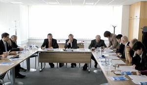 DVK naj bi referendum izpeljala z nekoliko nižjimi stroški