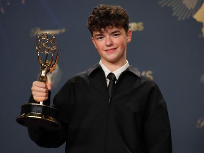Podelitev nagrad emmy: 15-letni Owen Cooper se je zapisal v zgodovino