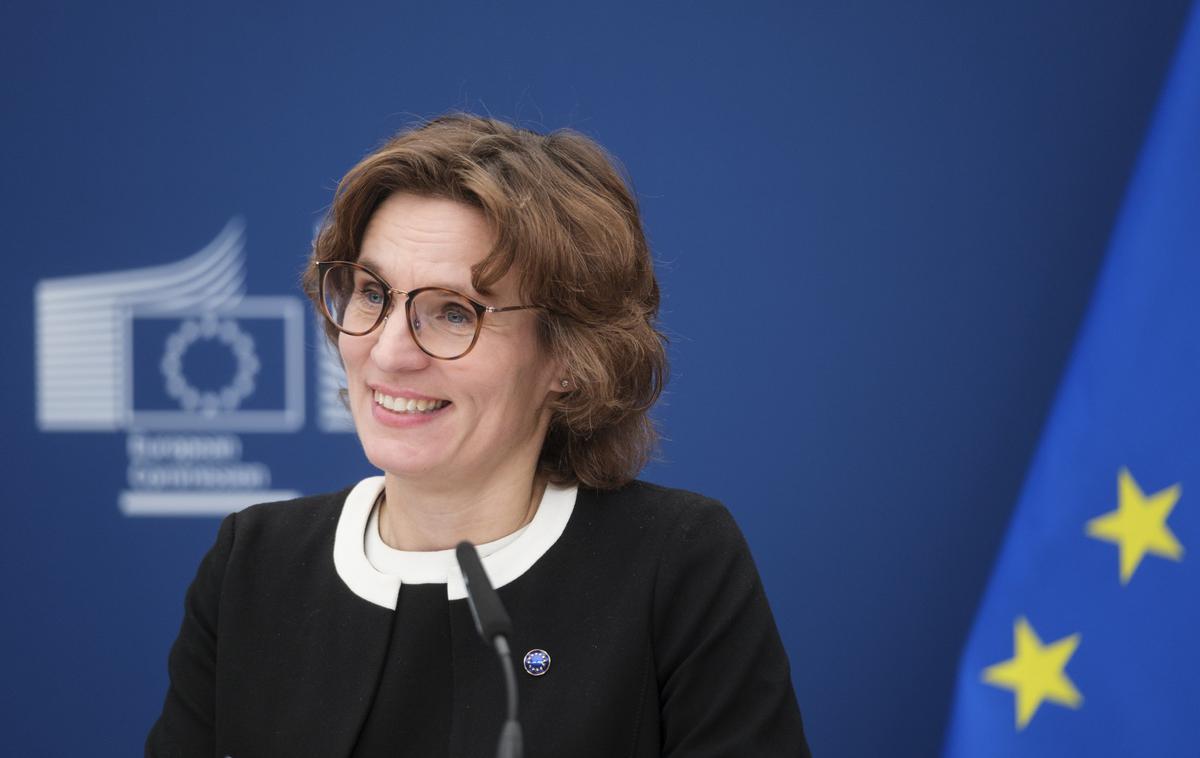 Jessika Roswall., evropska komisarka za okolje, odpornost v zvezi z vodo in konkurenčno krožno gospodarstvo | O okoljskih prioritetah Bruslja je komisarka Roswall (na fotografiji) govorila tudi z ministrom Bojanom Kumrom. | Foto Thierry Monasse/STA