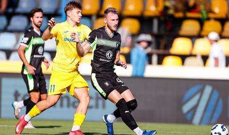 V živo: Olimpija nevarnejša v Domžalah, domača obramba drži ničlo
