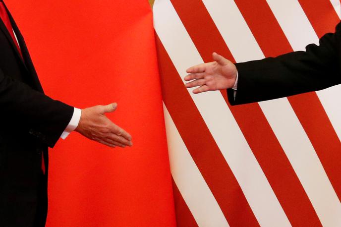 Kitajska, ZDA | Kitajska se je pripravljena pogovarjati, a ne z "nožem na vratu". | Foto Reuters