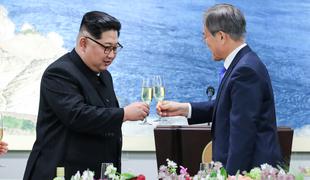 Pjongjang: Vrh obeh Korej pomeni začetek novega obdobja