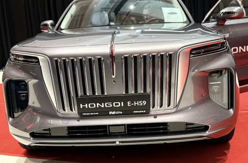 Hongqi v Sloveniji: od križanca do največje limuzine, na cestah jih bo opazil vsak