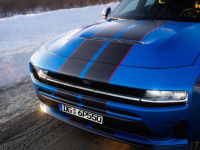 Uradno: dodge charger tudi v Evropi, na voljo bencinski šest
