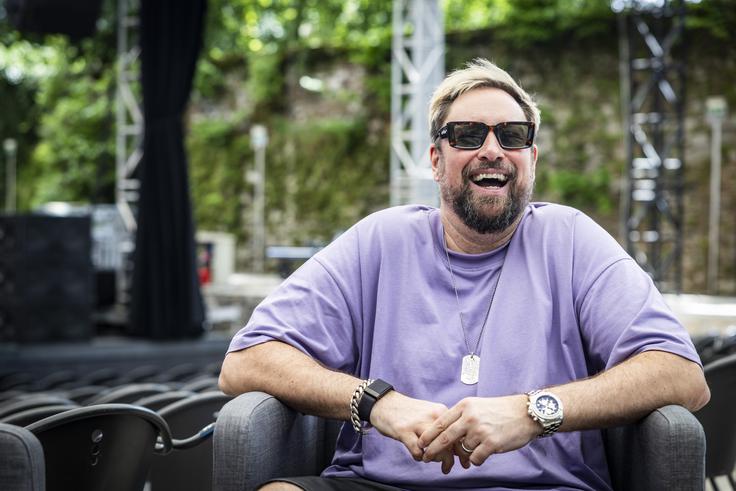 "Če se umetne inteligence kaj bojim? V resnici ne, saj imam te zadeve rad, jih že uporabljam in izrabljam ter so mi blazno zanimive," odgovarja. | Foto: Bojan Puhek