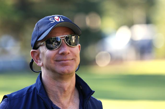 Jeff Bezos | Vrednost premoženja Jeffa Bezosa, ki je ustanovil spletnega veletrgovca Amazon, znaša približno 105 milijard evrov. | Foto Reuters