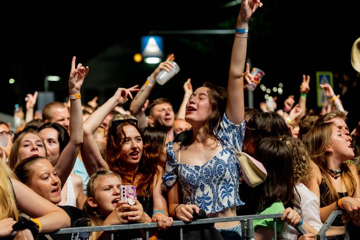 Pivo in cvetje | Foto: Mediaspeed