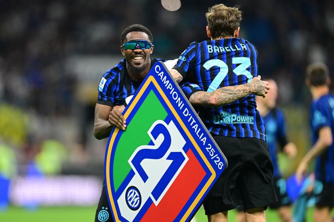 Inter Milan | Nogometaši Interja se veselijo 21. naslova italijanskega prvaka. | Foto Reuters