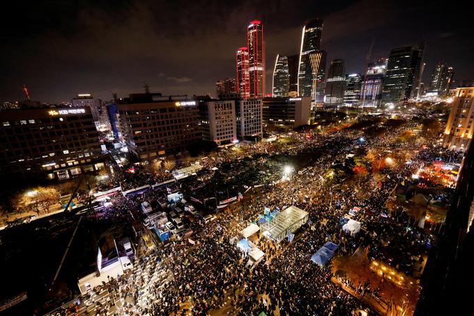 Protestni shod v Seulu | Foto: Reuters