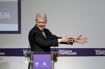Korporacija Billa in Hilary Clinton je kot tiskarna denarja