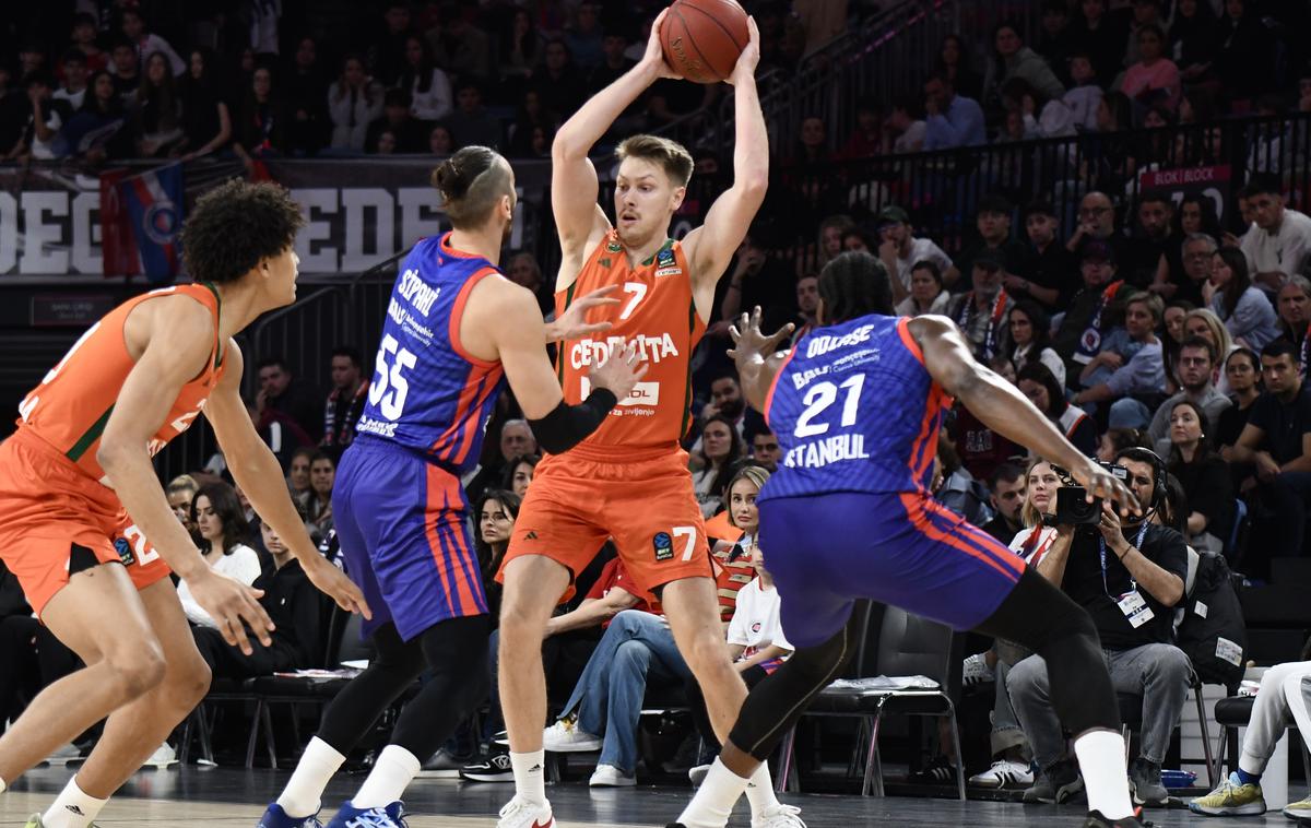 Eurocup: Bahčešehir - Cedevita Olimpija | Cedevita Olimpija je obstala v četrtfinalu Eurocupa. | Foto Tine Ružič/Cedevita Olimpija