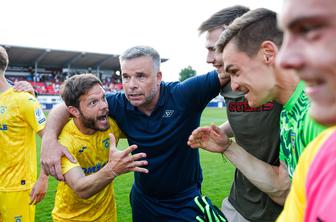 "Spomladi se ne bo igralo. Žalosten dan."