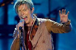 Za retrospektivo Davida Bowieja prodali že 42.000 vstopnic