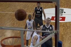 Slovenski klubi praznih rok