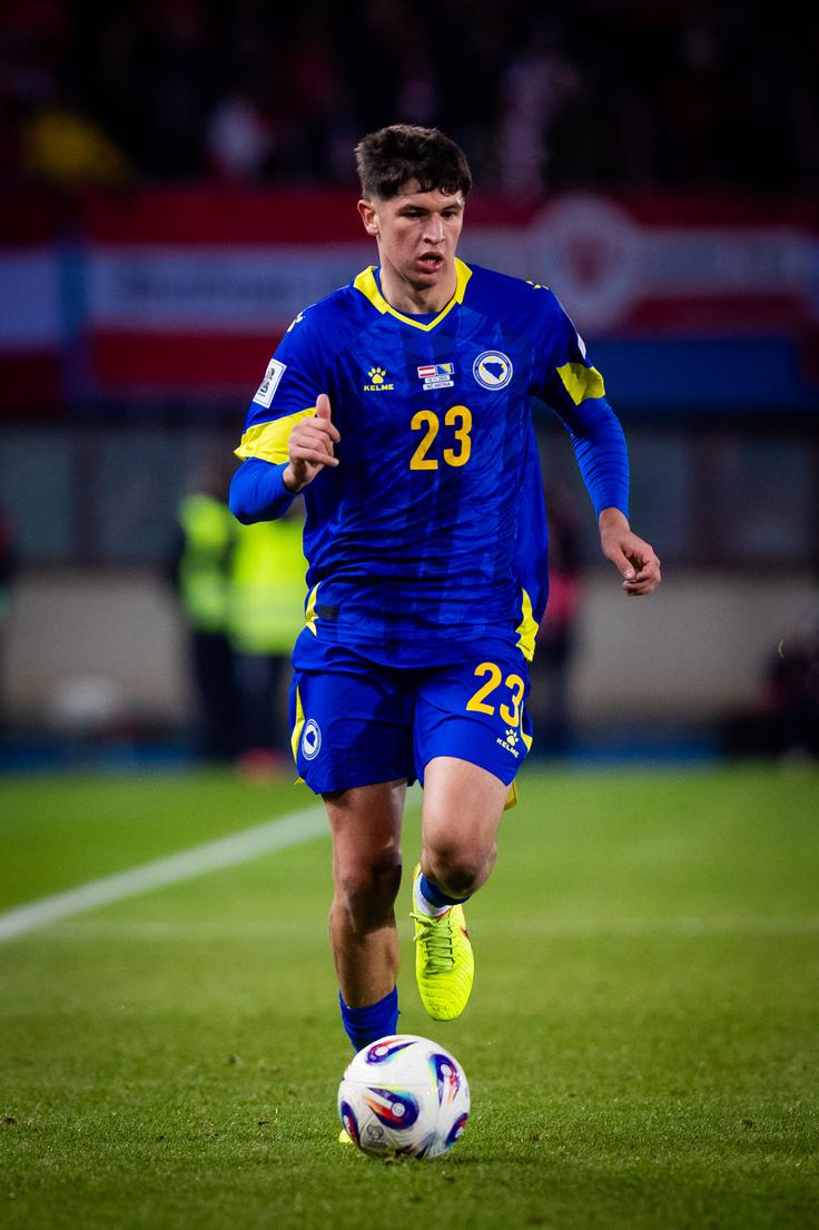 Na kvalifikacijski tekmi za SP 2026 na Dunaju proti "njegovi" Avstriji, na kateri je BiH zapravila prvo zaključno žogico (1:1). | Foto: Guliverimage