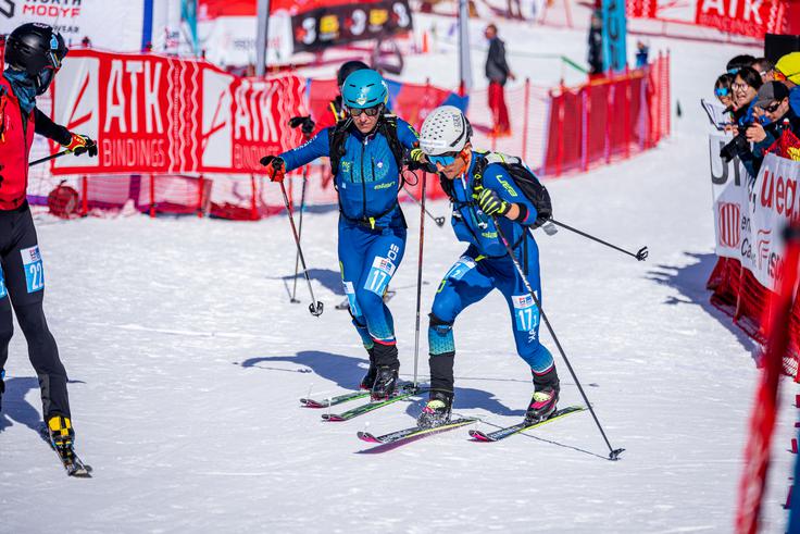 Karmen Klančnik Pobežin in Luka Kovačič v mešani štafeti. | Foto: Skimostats