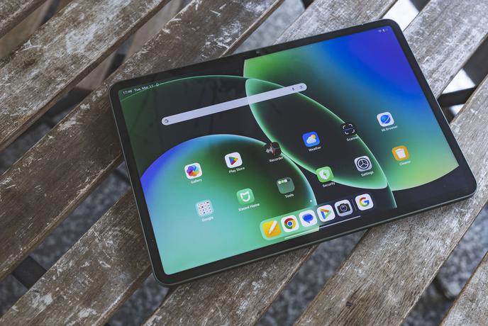 Xiaomi Pad 8 Pro: zmogljiva tablica z Androidom, ki bi rada nadomestila prenosnik