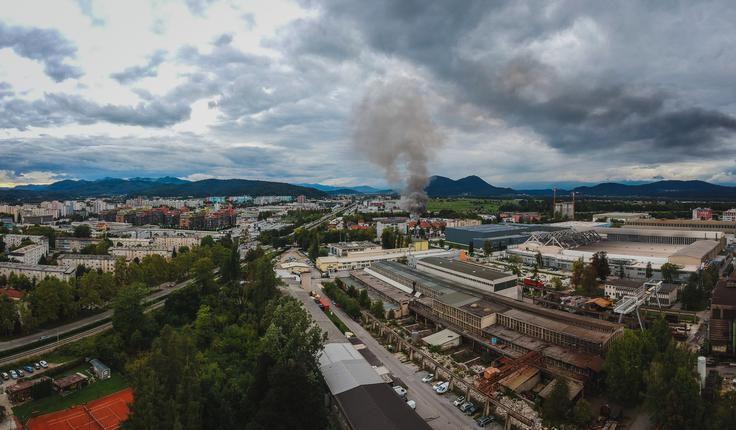 onesnažen zrak, dim, Stegne Ljubljana | Foto: Shutterstock