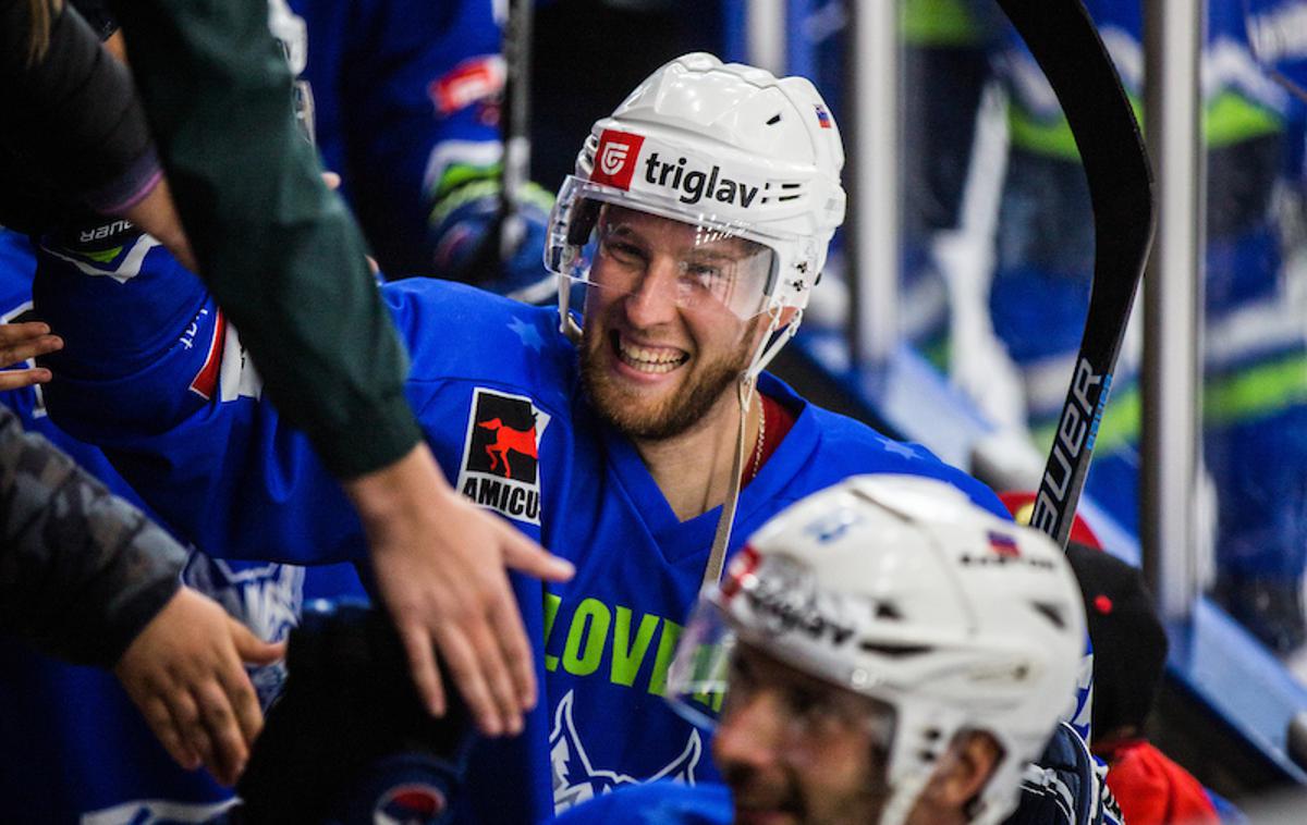 Slovenija Italija hokej Robert Sabolič | Robert Sabolič je s soigralci Ambri-Piotta vknjižil prvo zmago v ligi prvakov v tej sezoni.  | Foto Peter Podobnik / Sportida