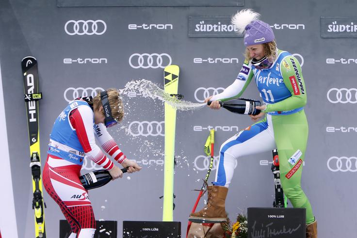 Najboljša aktivna slovenska smučarka si je v Val Gardeni dala duška: na progi in v cilju. | Foto: Getty Images
