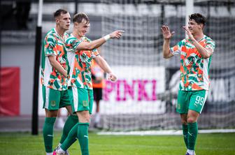 Olimpija z novim trenerjem do polnega izkupička, Bravo z zmago skočil pod vrh