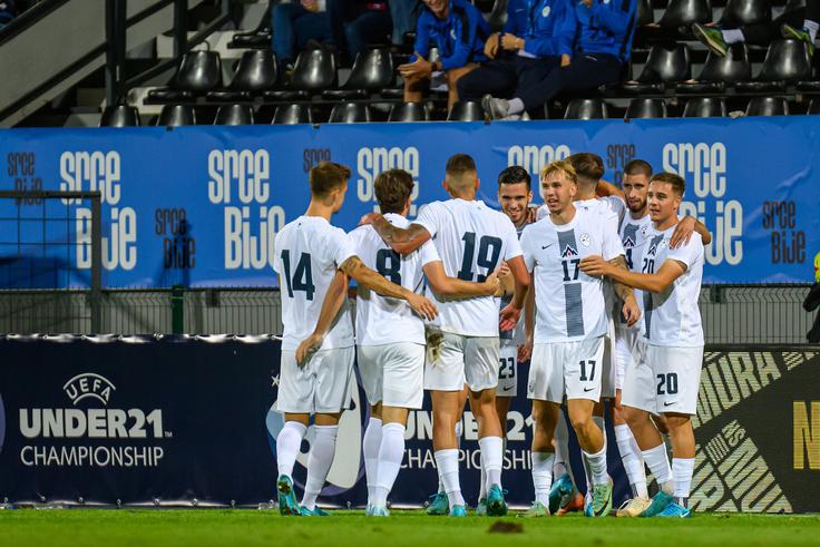 Mlada slovenska reprezentanca do 21 let je v zadnjih kvalifikacijah v skupini prehitela vse. Tudi sovrstnike iz Francije in Avstrije. | Foto: Aleš Fevžer
