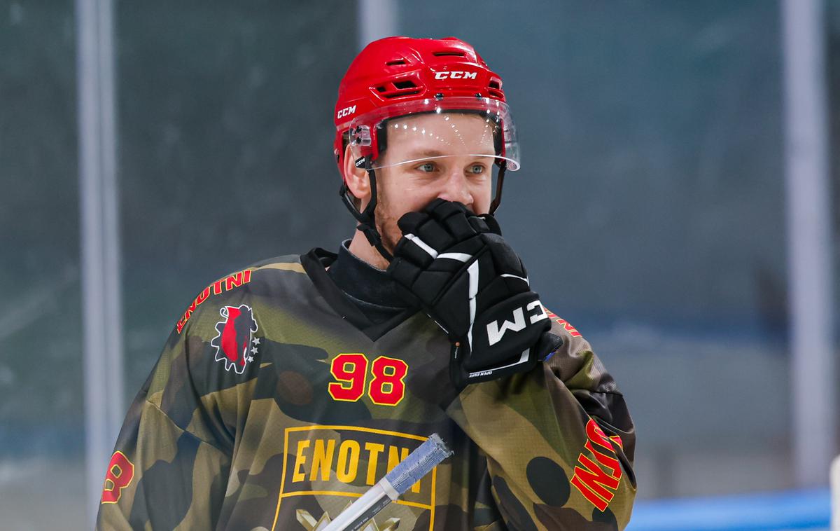HDD Jesenice, Blaž Tomaževič | Blaž Tomaževič se seli k aktualnemu prvaku Alpske lige Zell am Seeju.  | Foto Aleš Fevžer