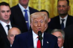 Trump tik pred odobritvijo načrtov za napad na Iran: Potrpljenje mi je pošlo