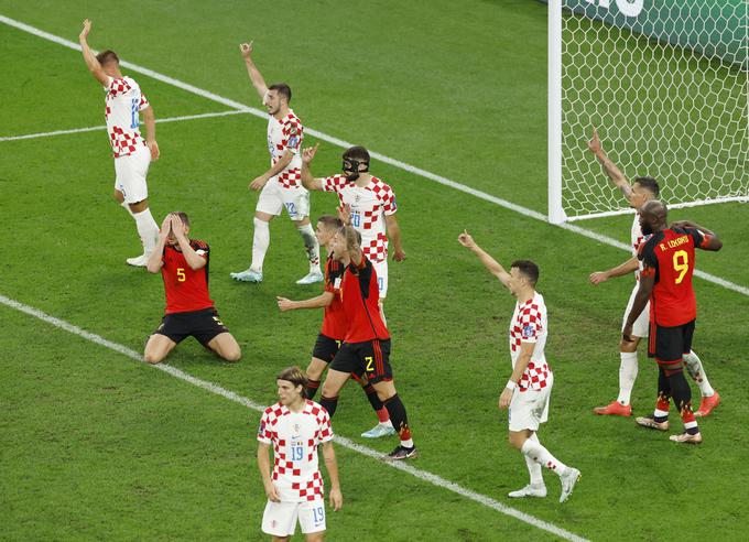 Hrvati so v zaključku strnili vrste v obrambi in prišli do točke, ki jih je popeljala v osmino finala. | Foto: Reuters
