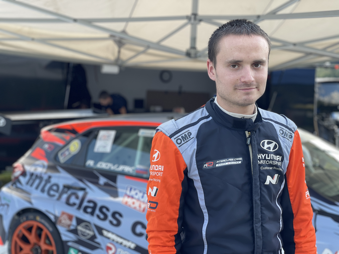 Anže Dovjak (hyundai i30 TCR) je letos odpeljal že sedem gorskih dirk. | Foto: Gregor Pavšič