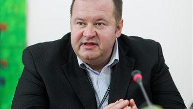 Sum korupcije pri odvetniških storitvah za Pošto Slovenije