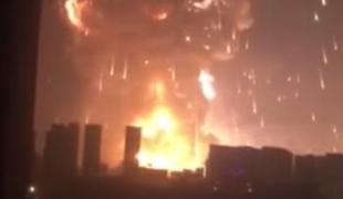 Na severu Kitajske odjeknile močne eksplozije (video)