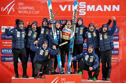 Skakalci že na tretjem prizorišču: "rumeni" Lanišek in kvartet na delu popoldan