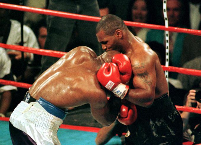 Dvoboj - Mike Tyson in Evander Holyfield (1997) | Foto: Reuters