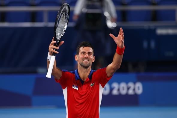 Novak Đoković se je sprehodil do polfinala
