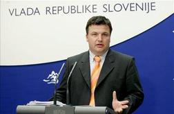 Vlada bo dodatno zaposlila 47 javnih uslužbencev