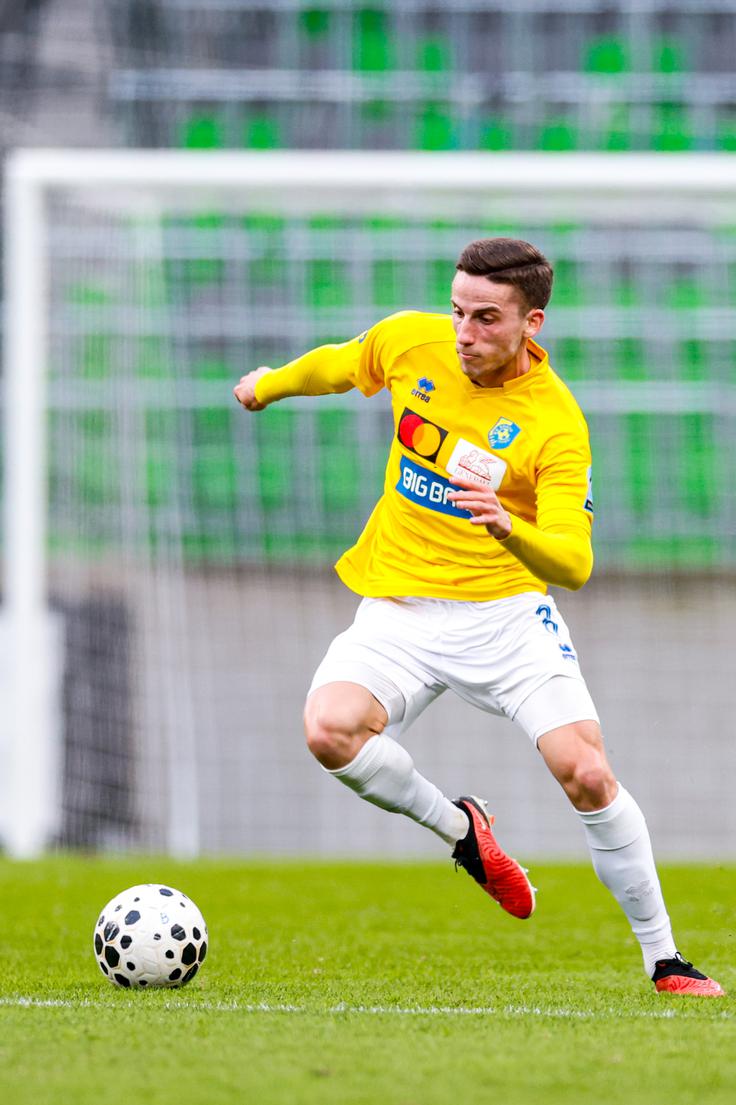 Sandi Nuhanović se je proti nekdanjemu klubu izkazal s sijajnim zadetkom. | Foto: Aleš Fevžer