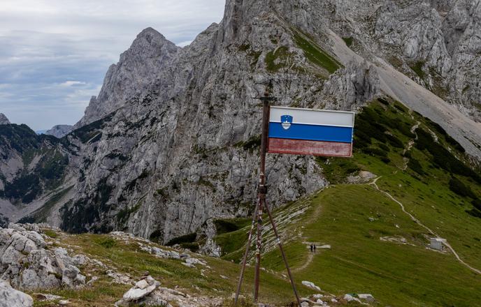 Iz Logarske doline na Kamniško sedlo. Je pot res tako zahtevna?