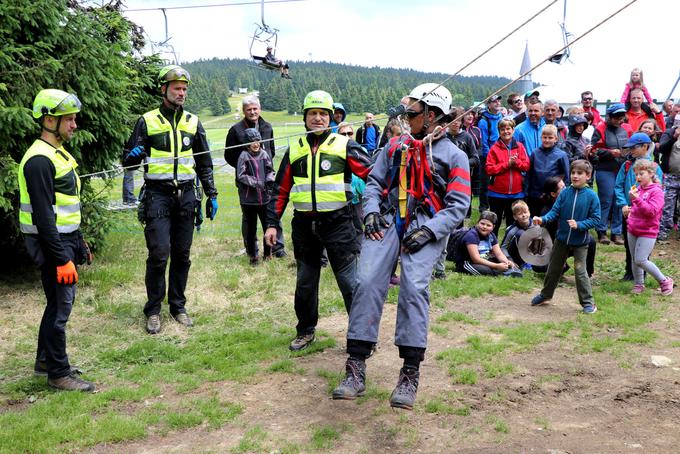 Svoje delo so predstavili gorski reševalci iz društev GRS Celje in Maribor. | Foto: Manca Čujež