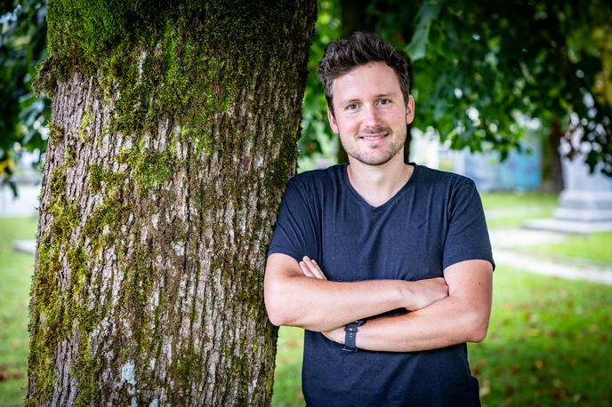 Lovrenc Habe | Učitelj Lovrenc Habe se je pred letom dni odločil, da učiteljske izkušnje pridobi še na dvojezični šoli na avstrijskem Koroškem. | Foto Gaja Hanuna