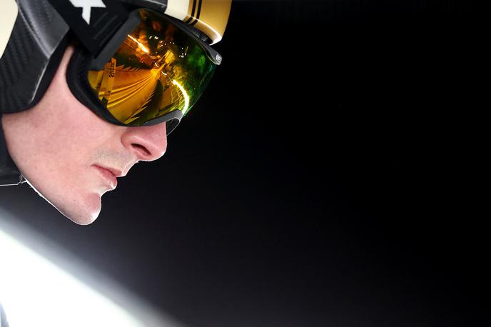 Domen Prevc | Domen Prevc je bil tudi tokrat zbran na vrhu velike skakalnice v Predazzu. Na treningu je skočil najbolje od vseh. | Foto Reuters