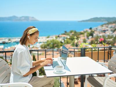 Še vedno uporabljate starejši Office? Poletna akcija omogoča ugodnejšo nadgradnjo