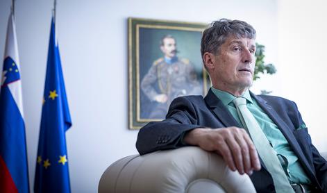 Borut Sajovic: Še včeraj so peli "hej brigade", danes pa izkoriščajo varnost za politične igre