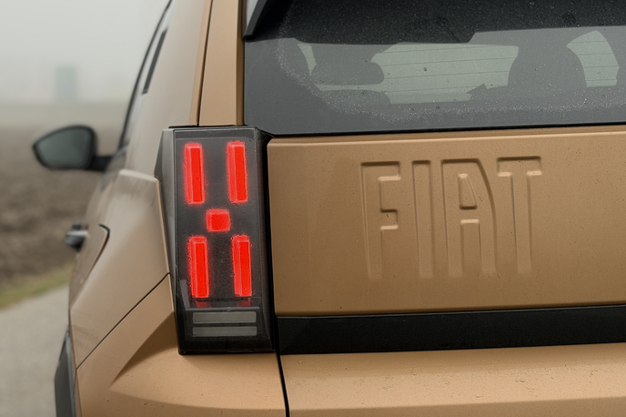 Fiat grande panda | Fiat je januarja med vsemi znamkami prve trideseterice najbolj povečal prodajo glede na lansko mesečno povprečje. | Foto Gregor Pavšič