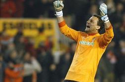 Valencia podaljšala s Cesarjem