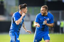 slovenska nogometna reprezentanca, Slovenija : Bosna in Hercegovina, Benjamin Verbič, Sandi Lovrić